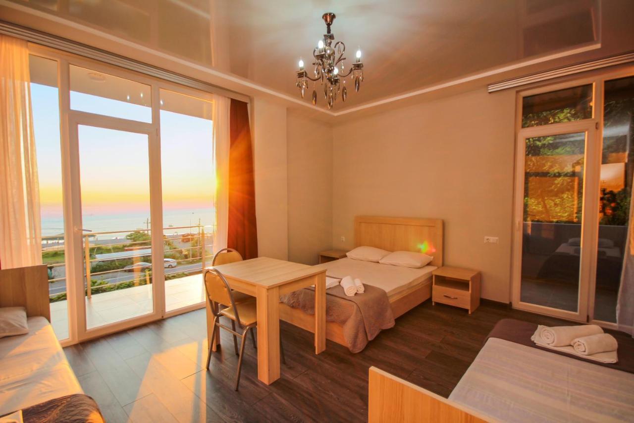 באטומי Guest House 99 מראה חיצוני תמונה