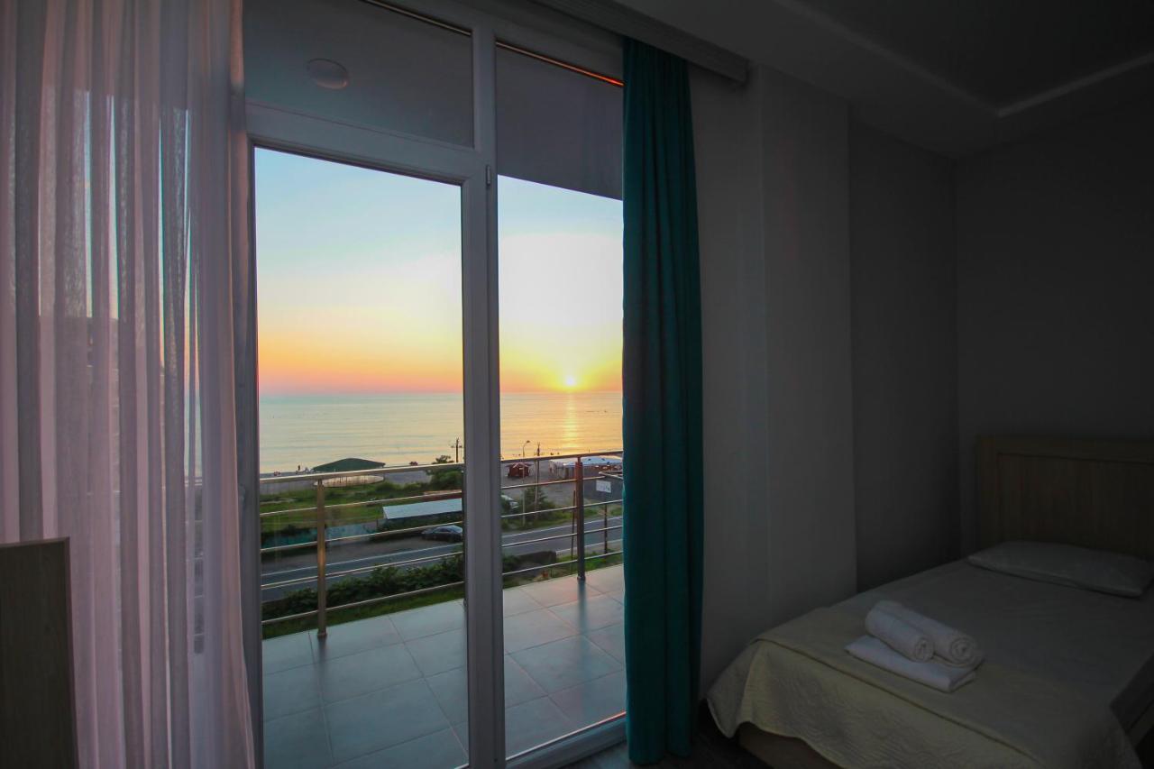 באטומי Guest House 99 מראה חיצוני תמונה