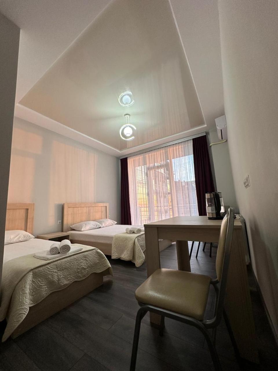 באטומי Guest House 99 מראה חיצוני תמונה
