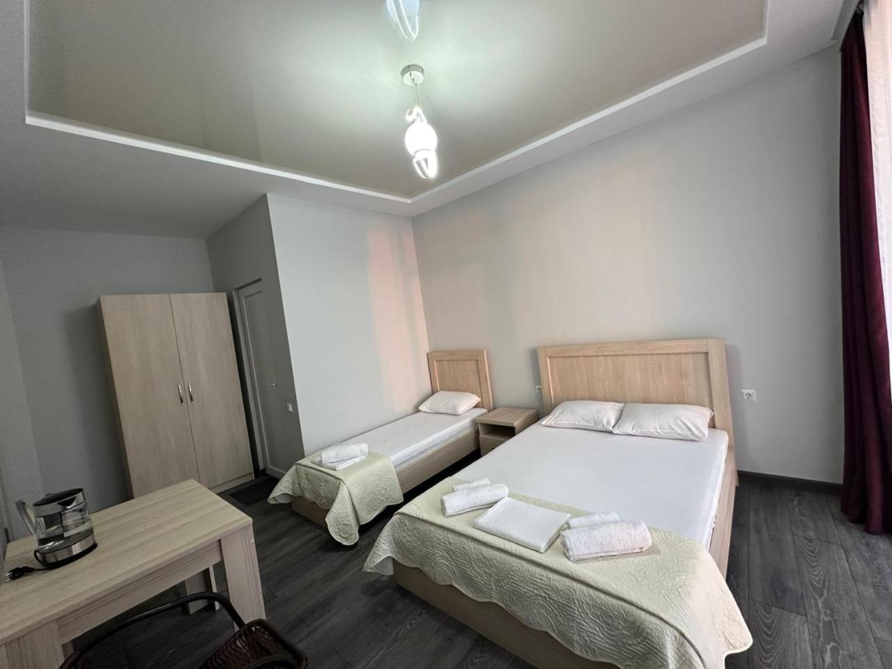 באטומי Guest House 99 מראה חיצוני תמונה